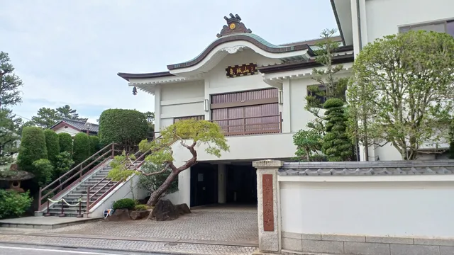 Nichirenseishu Honmyo Temple