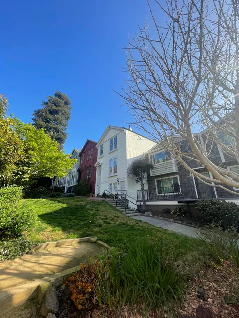 Cottage Row Mini Park