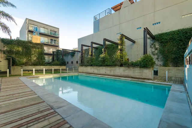 Metropolitan Highline Apartments