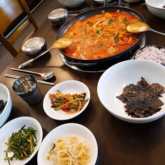 김가네 두루치기 장항점