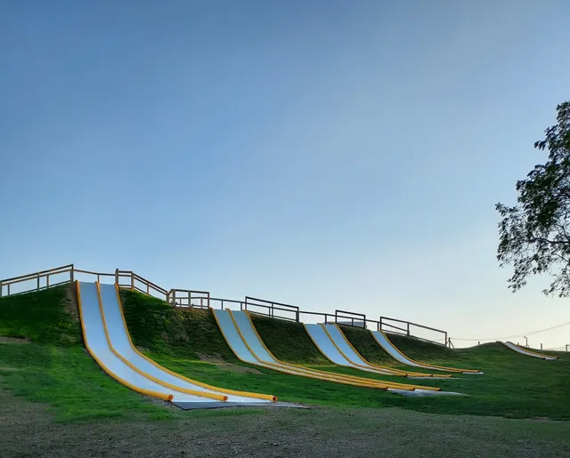 Sissons' Pumpkin Patch, LLC