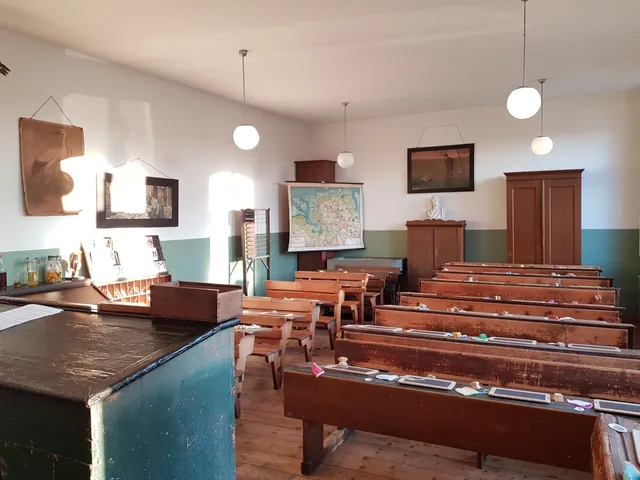 Verein Ostfriesisches Schulmuseum Folmhusen e. V