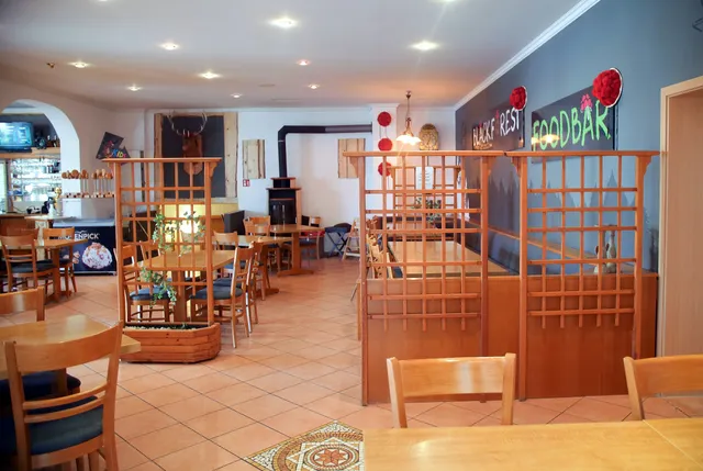 BFB - Restaurant mit Spielplatz & Indoor-Spielzimmer