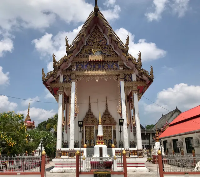 Wat Yai Chaimongkol
