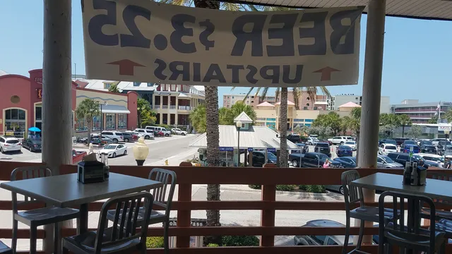 Beach Bites & Burgers