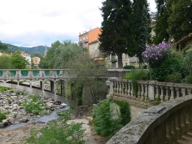 La source intermittente