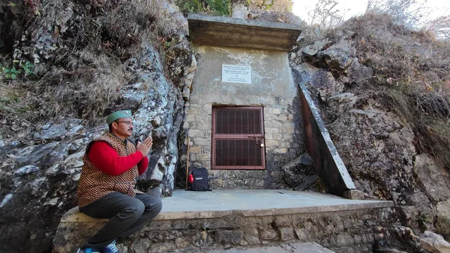 Babaji Cave