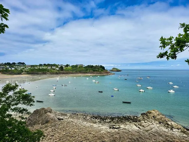 Plage De La Salinette