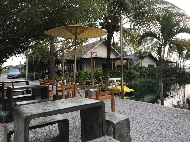 PUN SPACE cafe’ ปันสเปซ