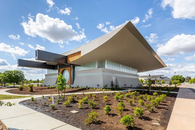 Fresno Betsuin Buddhist Temple