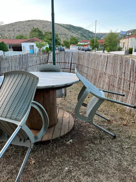 Cafe Bar Tsipouro Pizza AMERICANO