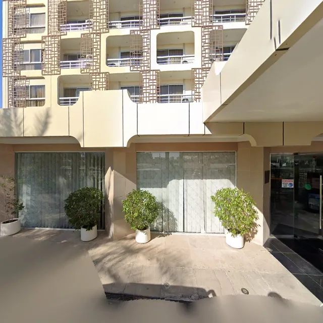 Pergola Beach Bar & Kebab Corner