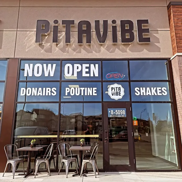 PiTAViBE YEG - Donair + Poutine + Shakes