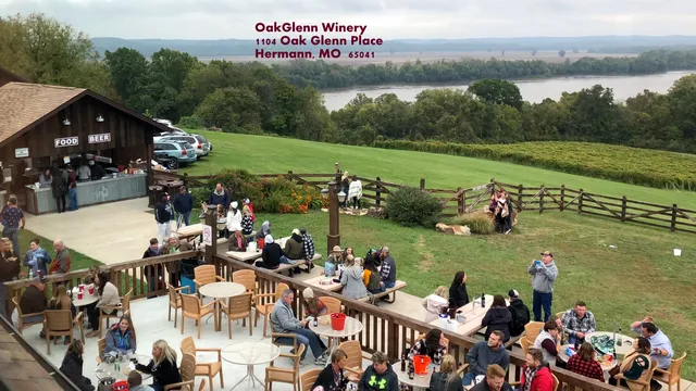 OakGlenn Vineyards & Winery