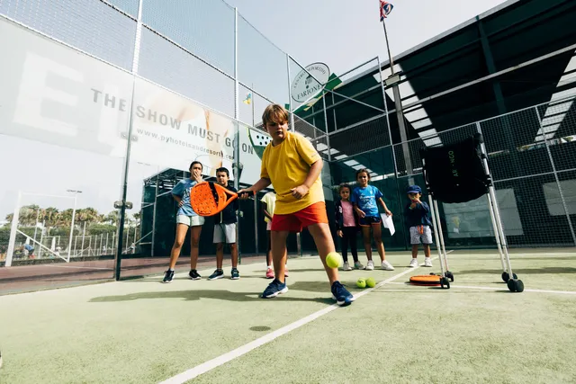 Centro Deportivo Fariones