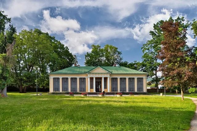 Memorial K. V. Raise