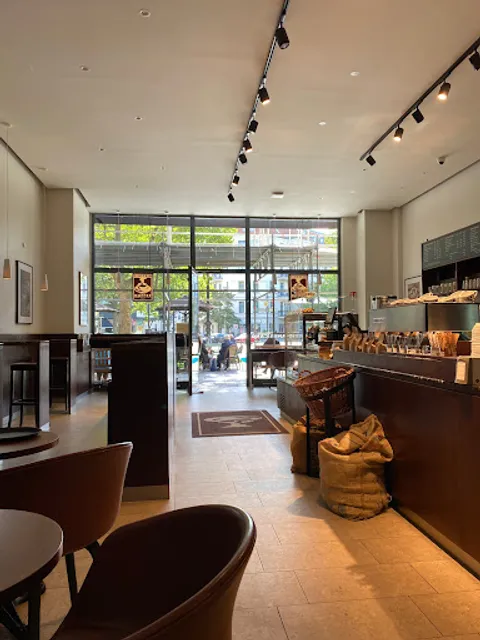 EINSTEIN KAFFEE Adenauerplatz