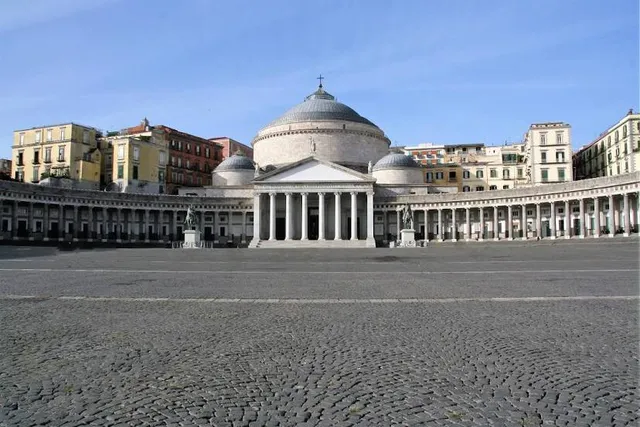 Piazza del Plebiscito