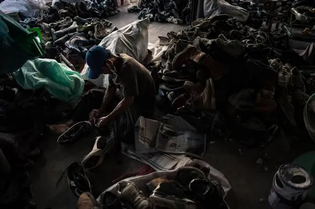 Ban Khlong Luek Border Market