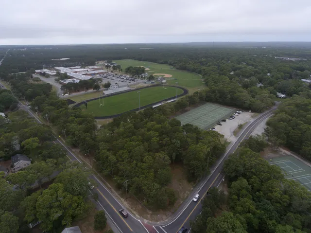 Dennis-Yarmouth Regional High School