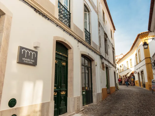 Heaven Inn Évora Hostel