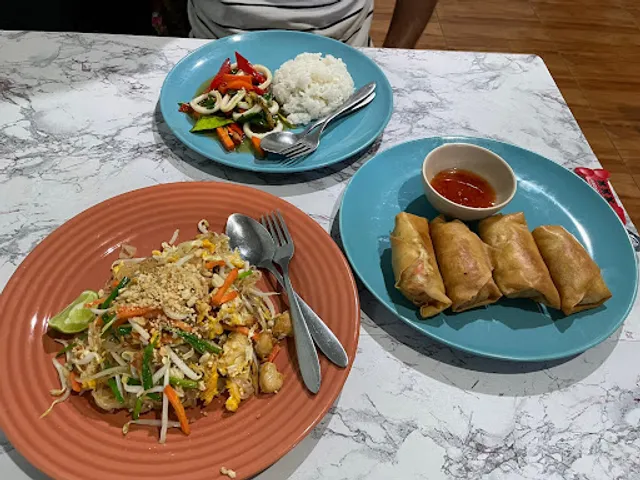 Mama’s Thai food