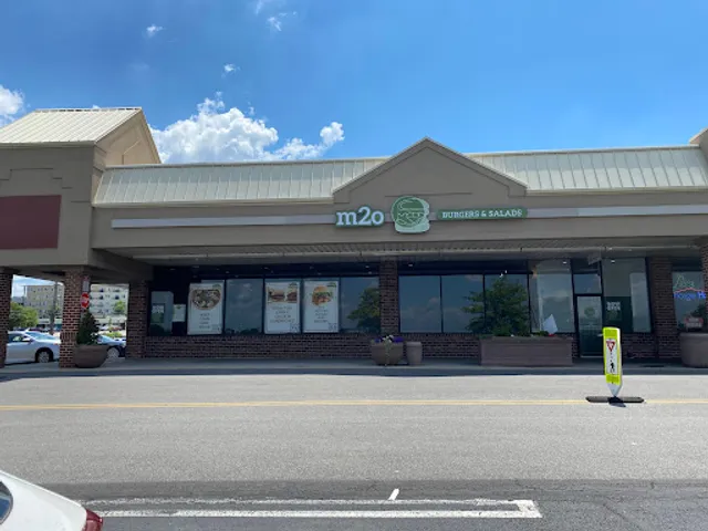 m2o Burgers & Salads East Norriton
