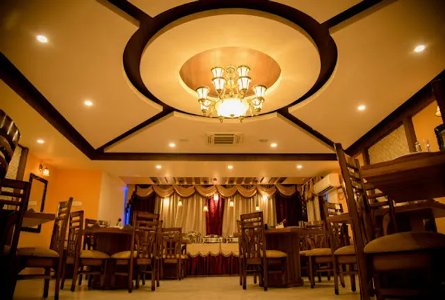Maharani Darbar Bar & Restaurant