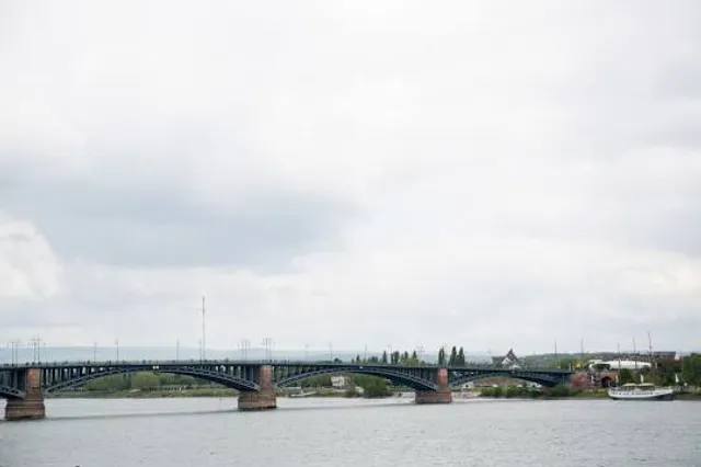 photo-1