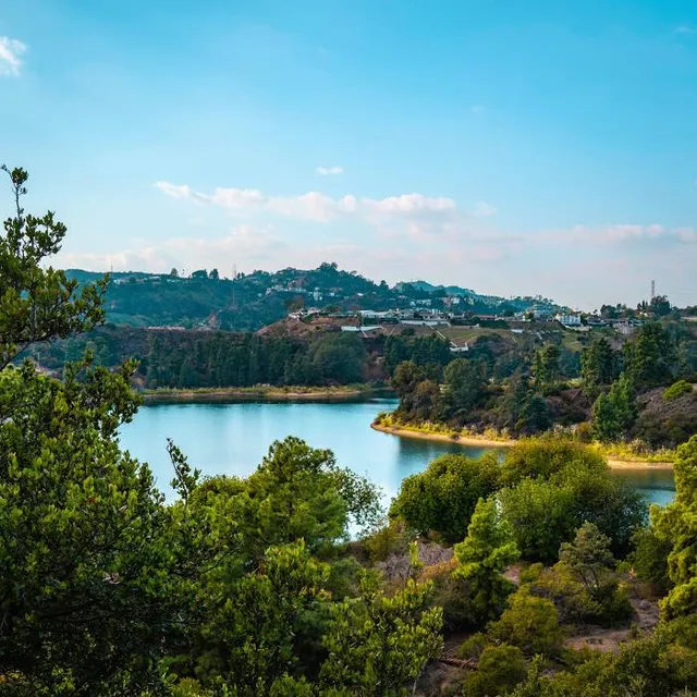 Lake Hollywood Park