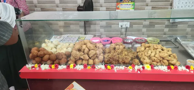 Kumbakonam Ayngaran coffee and Restaurants Thiruvarur