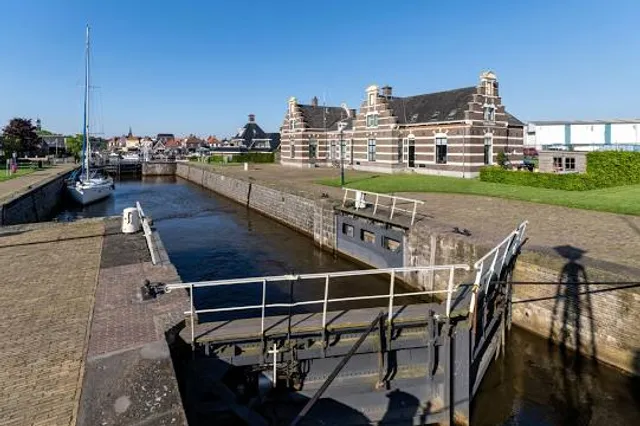 Lemstersluis