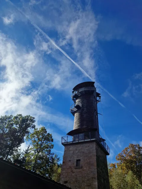Aussichtsturm Wallanlage Schwedenschanze / Eichelsdorf