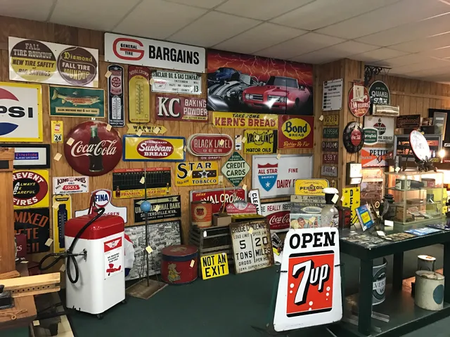 Antique Mall At Ohio River