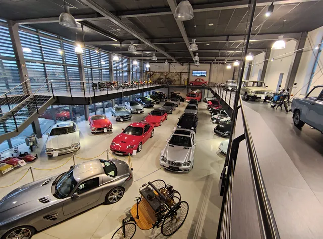 Old Car Museum and Cafe