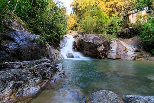 Air Terjun Titi Kerawang