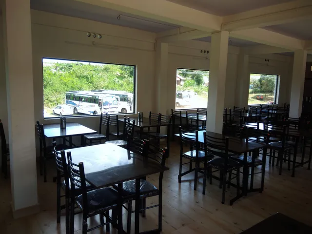 Al-Saj Hotel & Restaurant