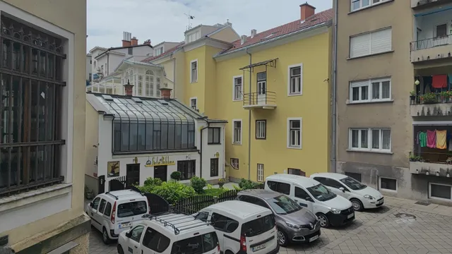 Fotoatelje in Galerija Pelikan