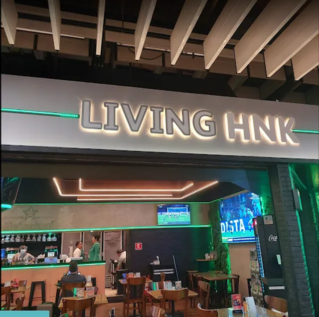 Living HNK Terminal 1: Bar, Restaurante, Heineken, Drinks, Cerveja, Aeroporto GRU