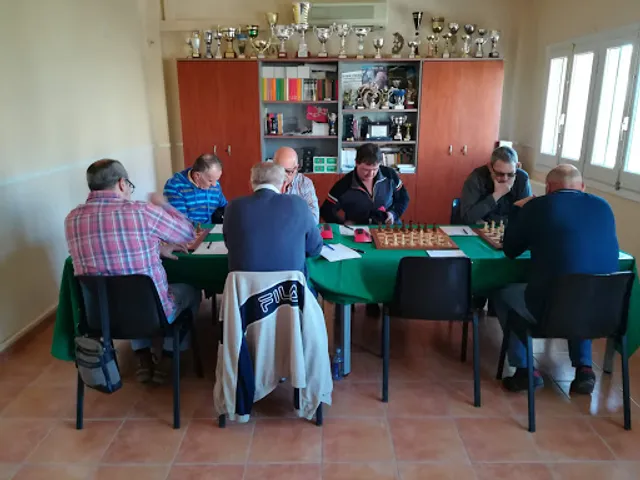 Pizzeria Horno De Leña Cine Moderno