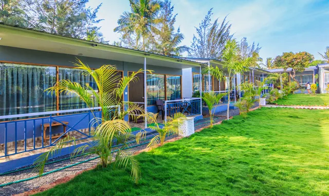 Treebo Lands End Beach Resort - Hotel in Goa