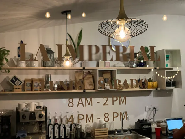 La Imperial Café