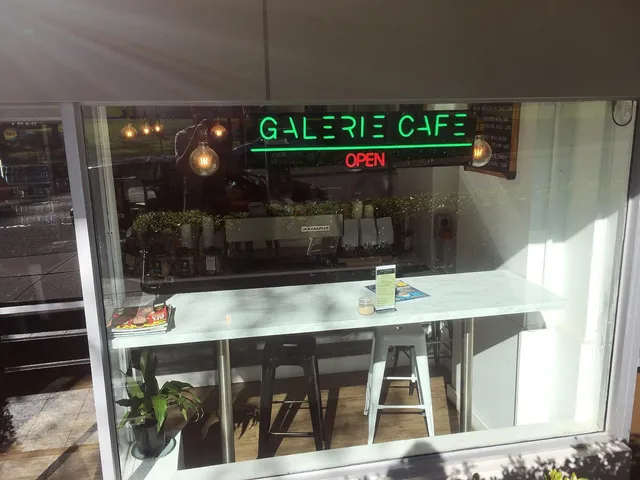 Galerie Cafe - St Leonards