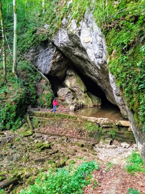 Buhui-Höhle