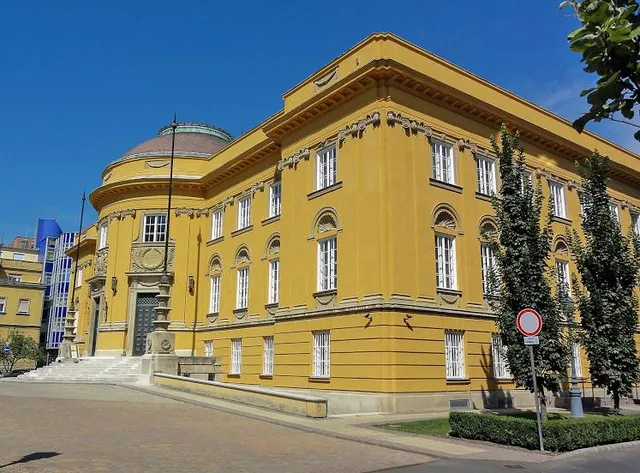 Déri Museum