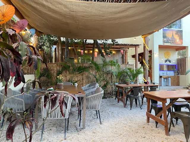 Sukhothai Tulum - Thai Street Food