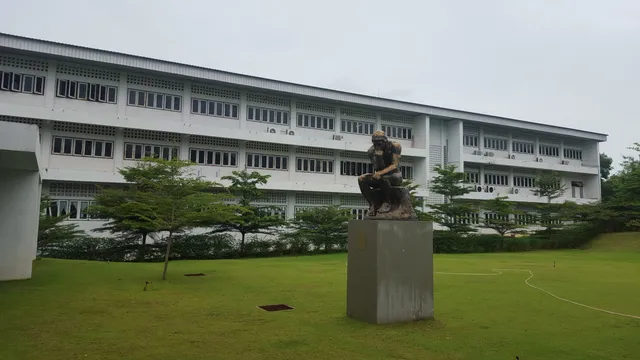 Princess Maha Chakri Sirindhorn Art Center