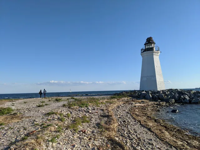 Fayerweather Island Light