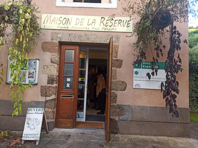 Maison de la réserve - Espace Météorite "Paul Pellas" - Rochechouart