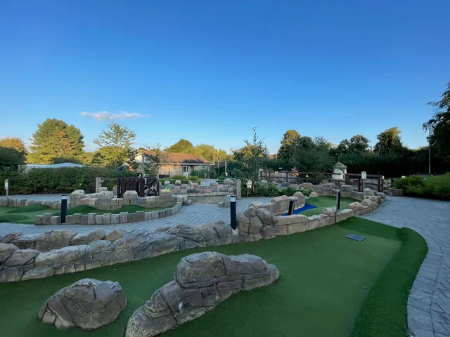 Knights Realm Adventure Golf